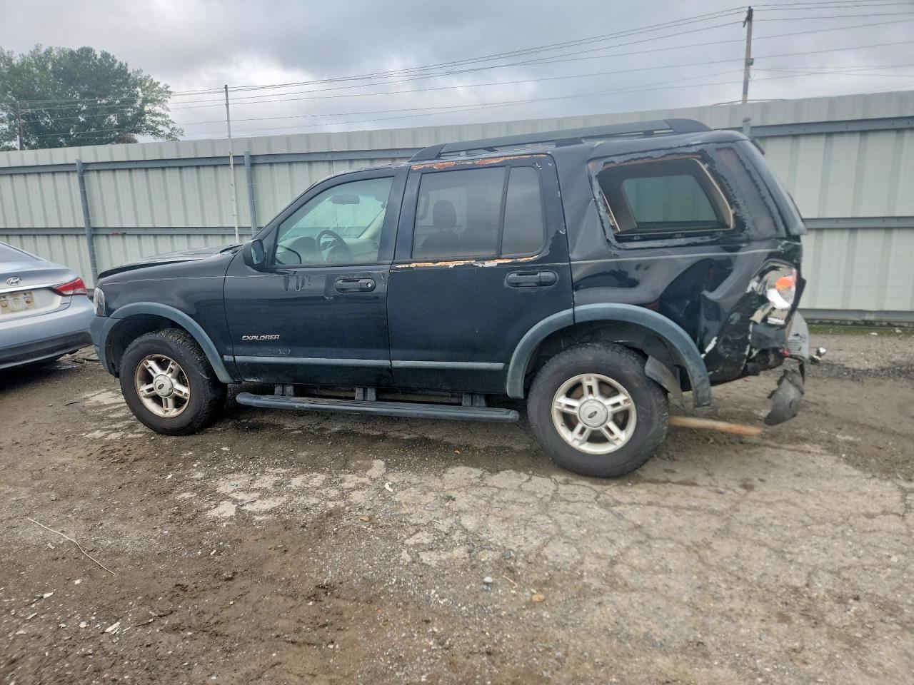 2005 FORD EXPLORER XLS photo 3
