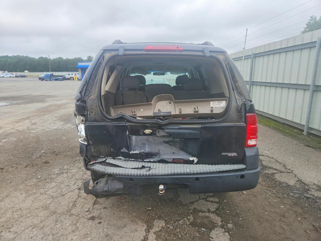 2005 FORD EXPLORER XLS photo 11