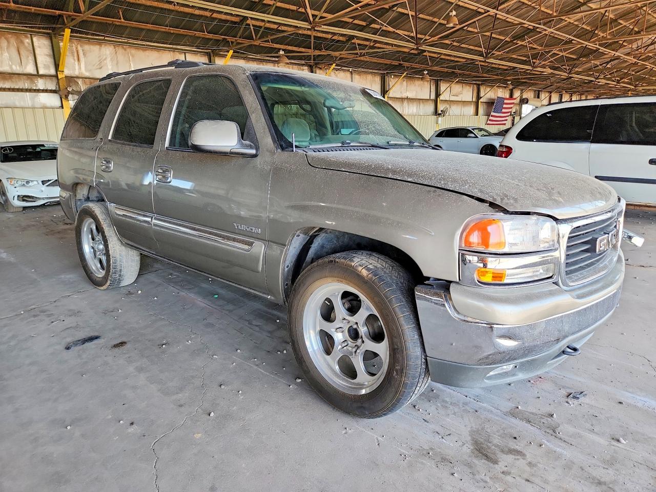 2002 GMC YUKON photo 7