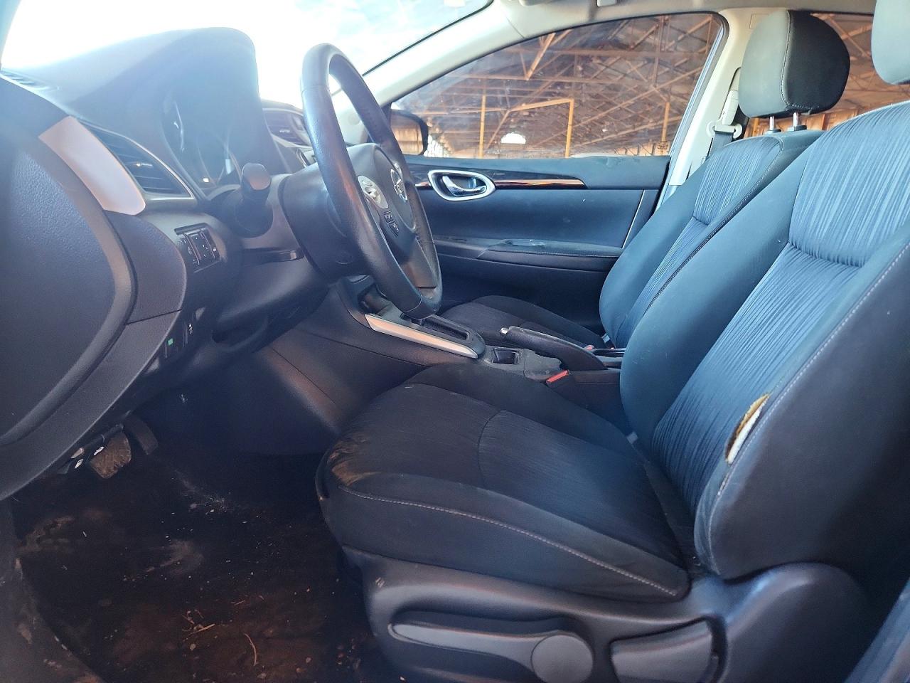 2019 NISSAN SENTRA SV photo 7