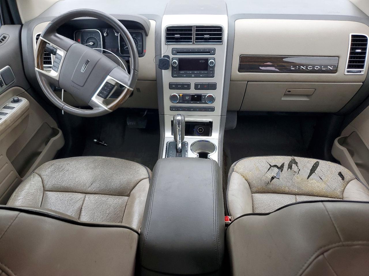 2010 LINCOLN MKX photo 15