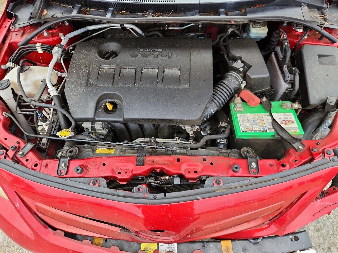 2011 TOYOTA COROLLA LE photo 11