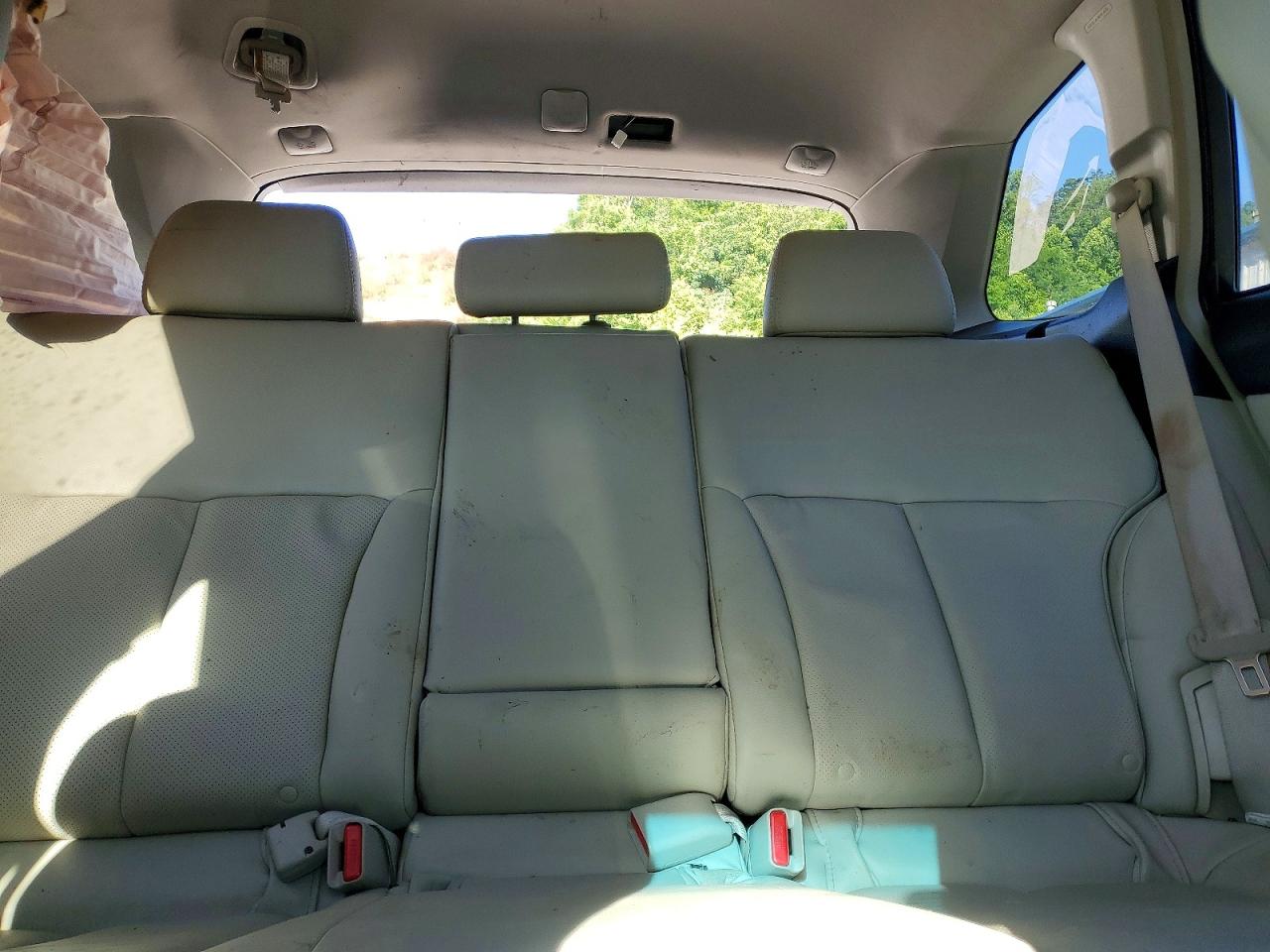 2010 SUBARU OUTBACK 2.5I LIMITED photo 19