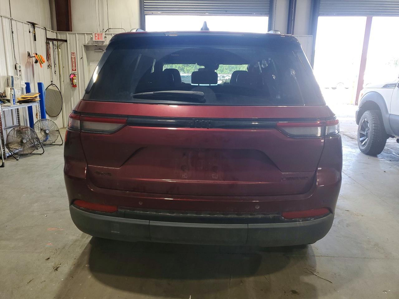 2023 JEEP GRAND CHEROKEE LIMITED photo 16
