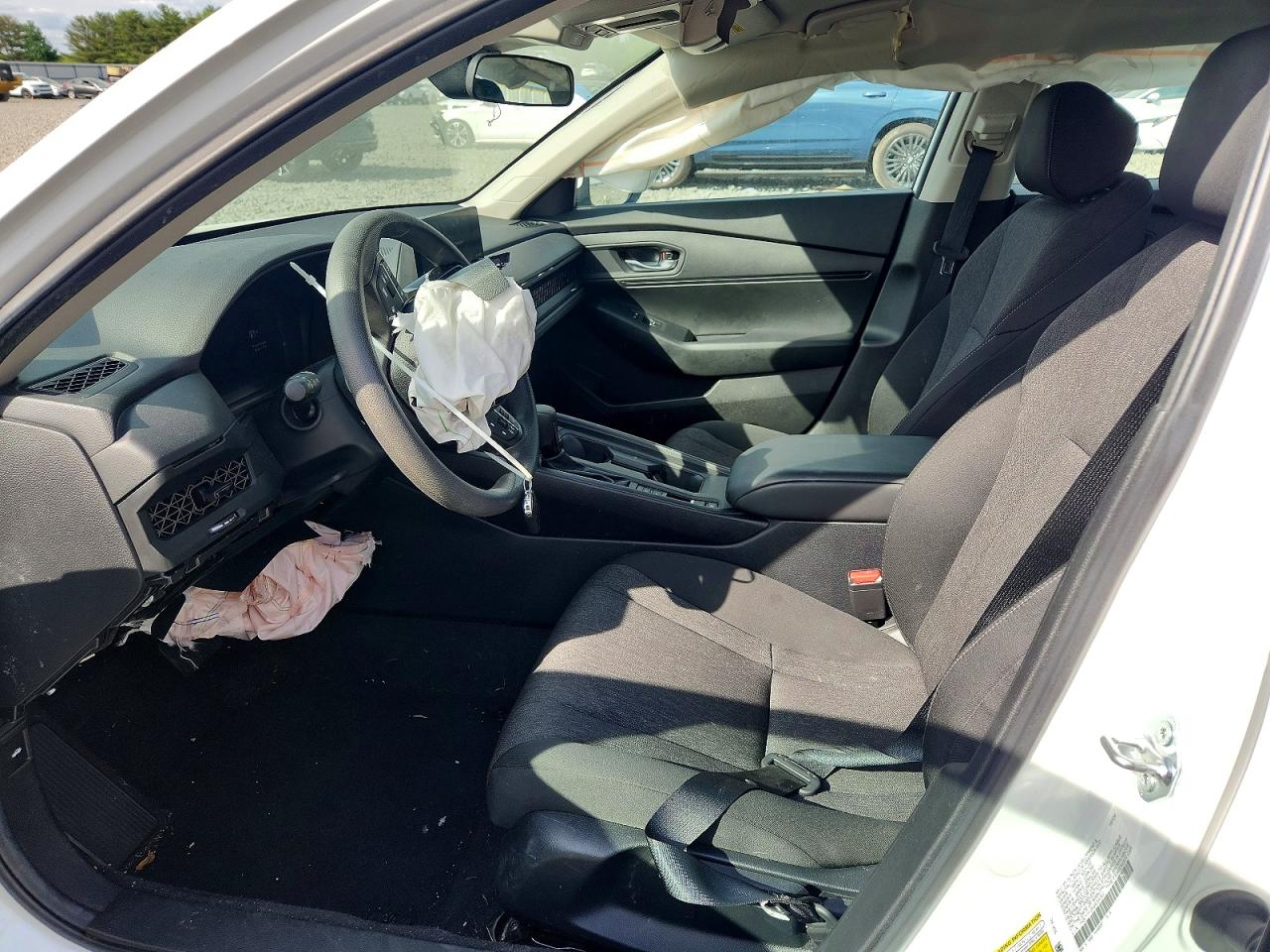 2025 HONDA ACCORD LX photo 7