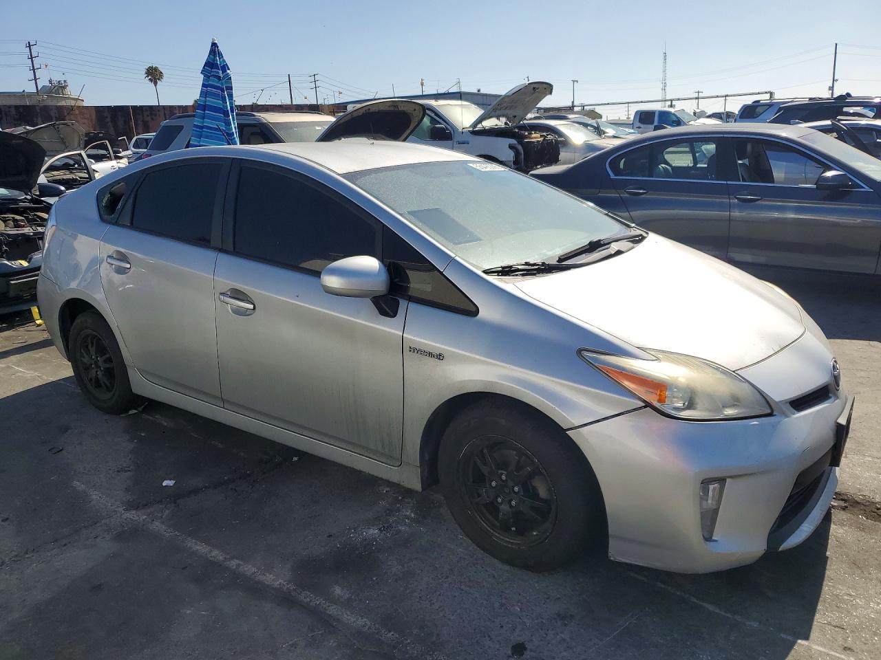 2014 TOYOTA PRIUS TWO photo 7