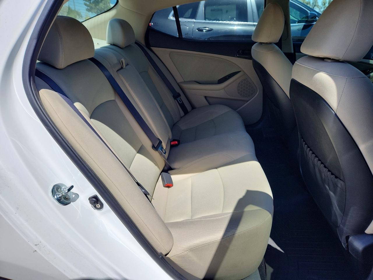 2015 KIA OPTIMA LX photo 19