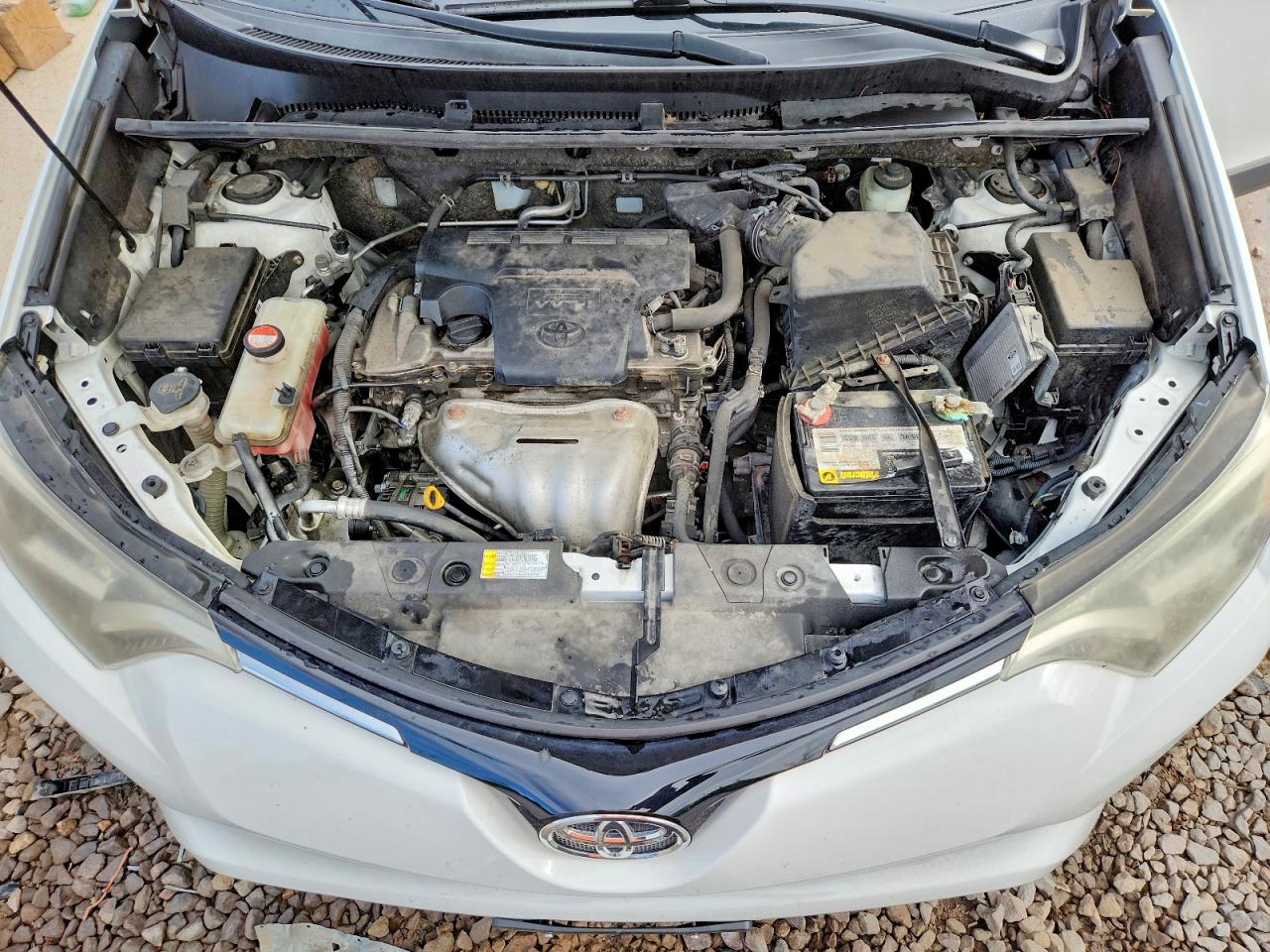 2016 TOYOTA RAV4 XLE photo 23