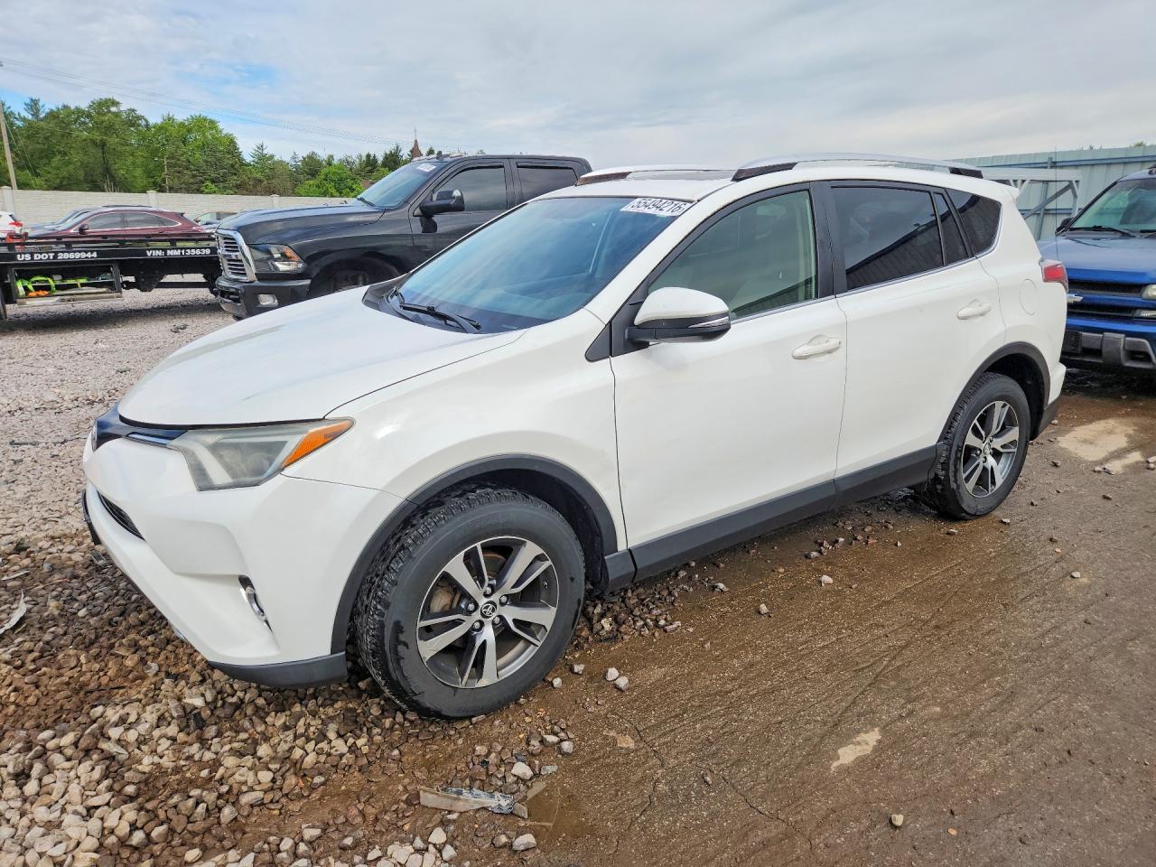 2016 TOYOTA RAV4