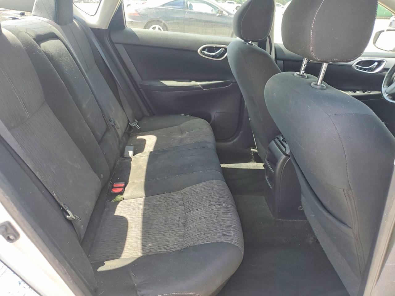 2015 NISSAN SENTRA SV photo 19