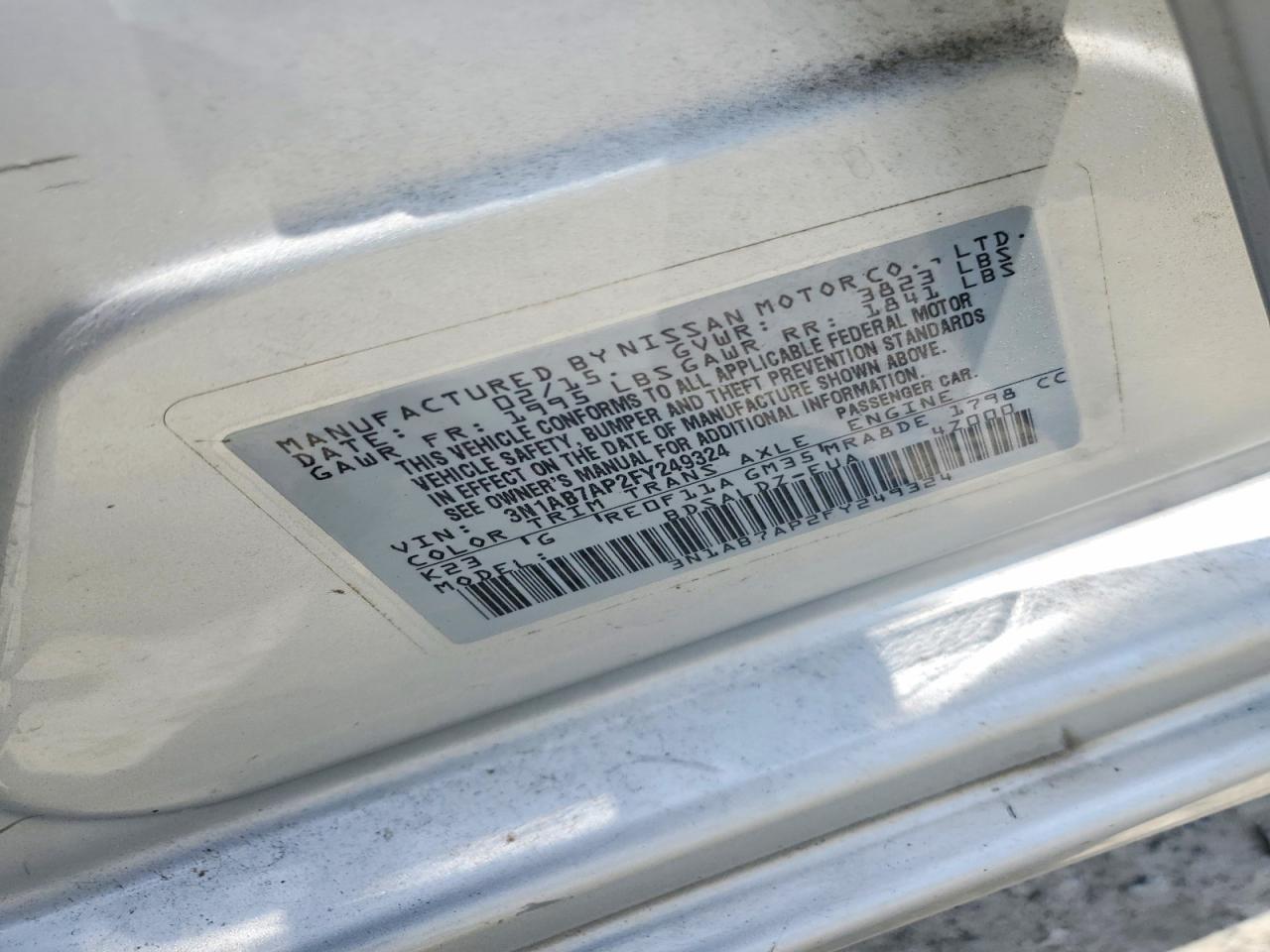 2015 NISSAN SENTRA SV photo 23