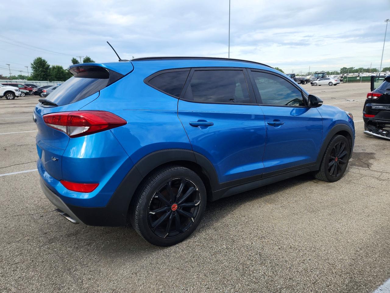 2017 HYUNDAI TUCSON NIGHT photo 5