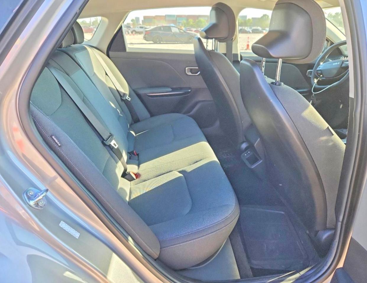 2025 KIA K4 LXS photo 19