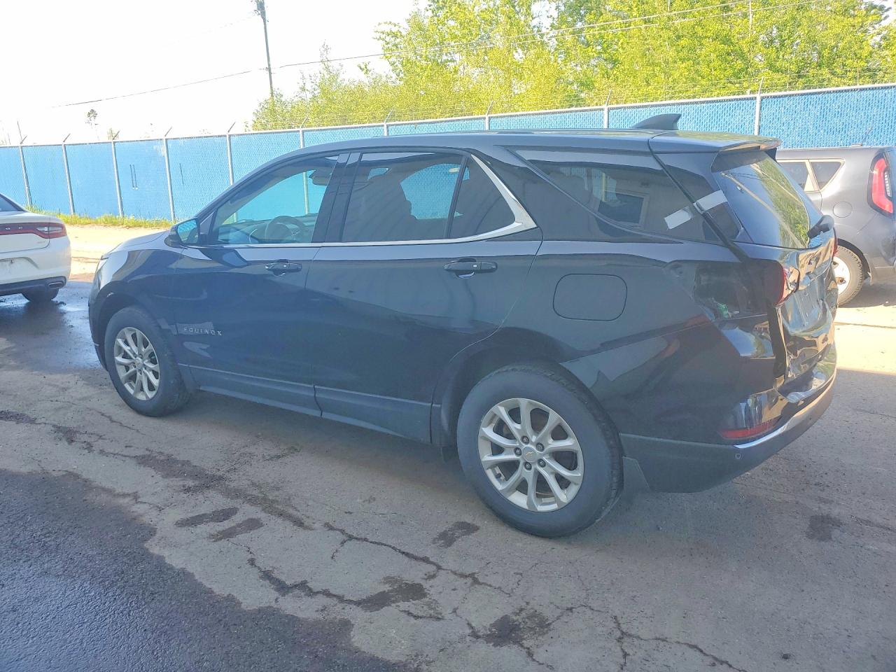 2018 CHEVROLET EQUINOX LT photo 3