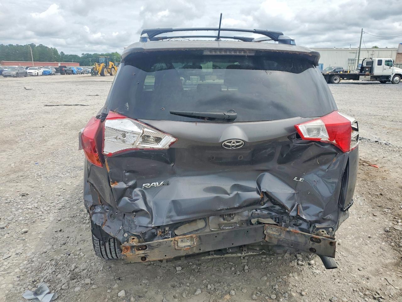 2013 TOYOTA RAV4 LE photo 16