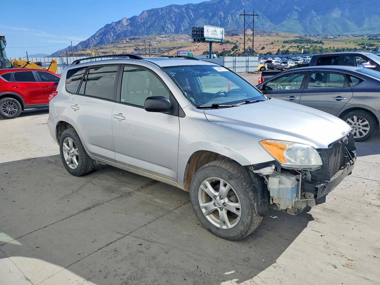2011 TOYOTA RAV4 photo 4