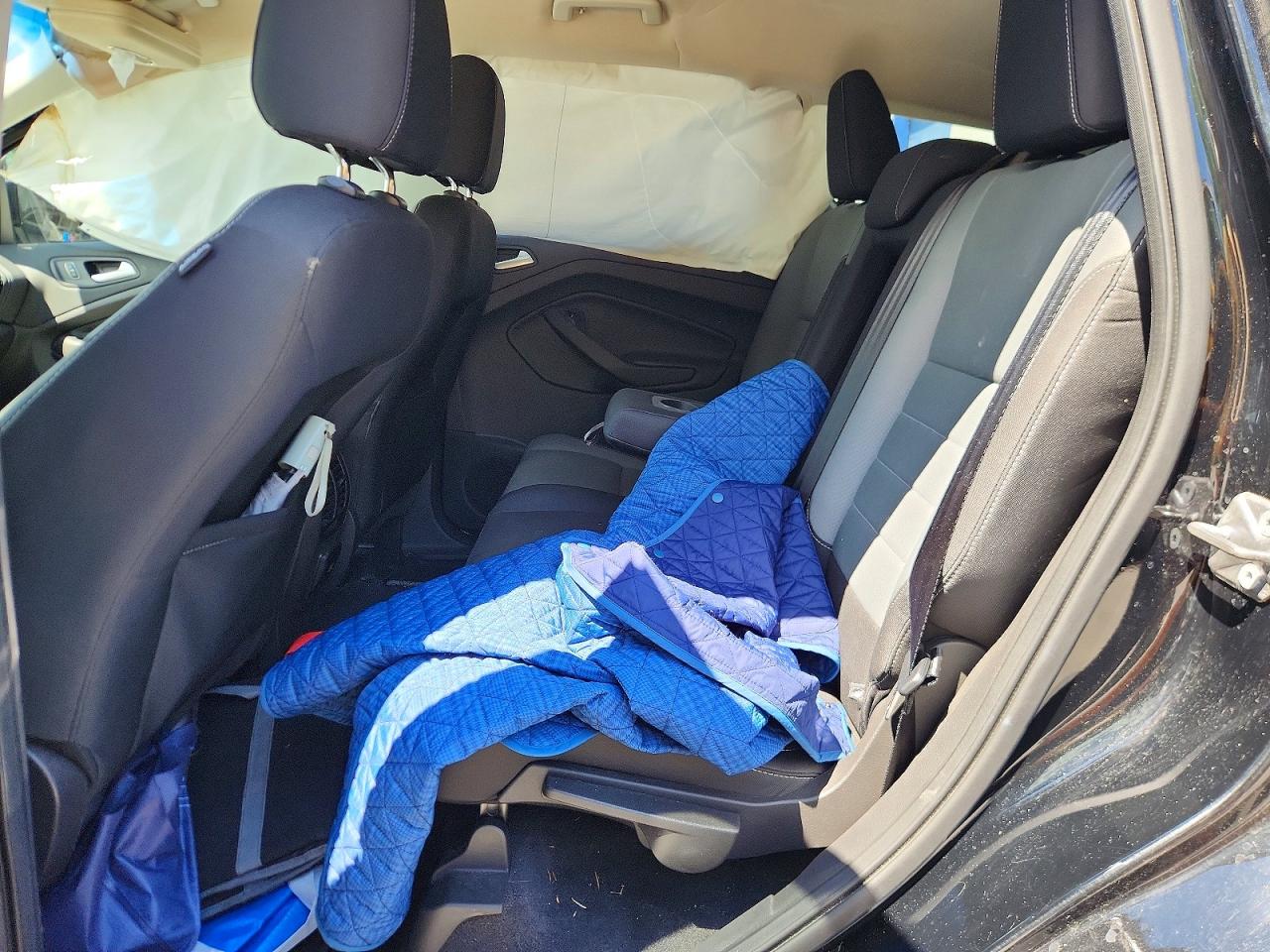 2016 FORD ESCAPE SE photo 21