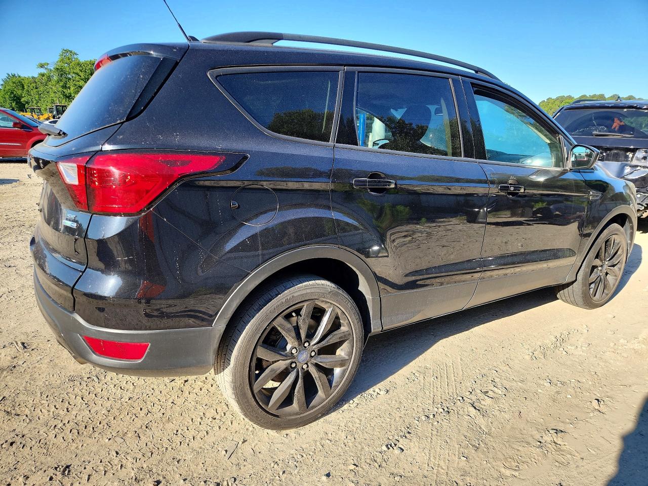 2019 FORD ESCAPE SE photo 5