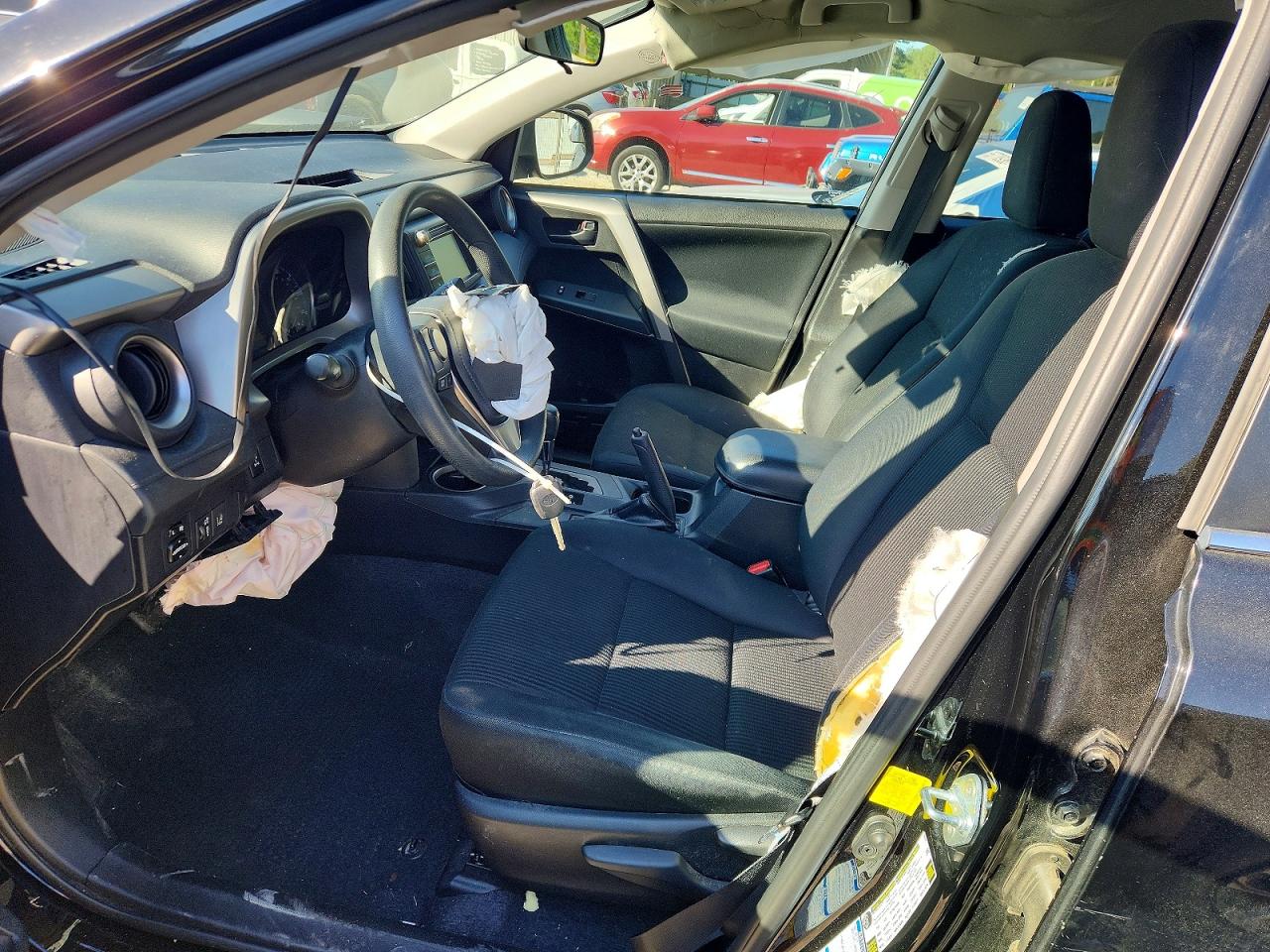 2017 TOYOTA RAV4 LE photo 19