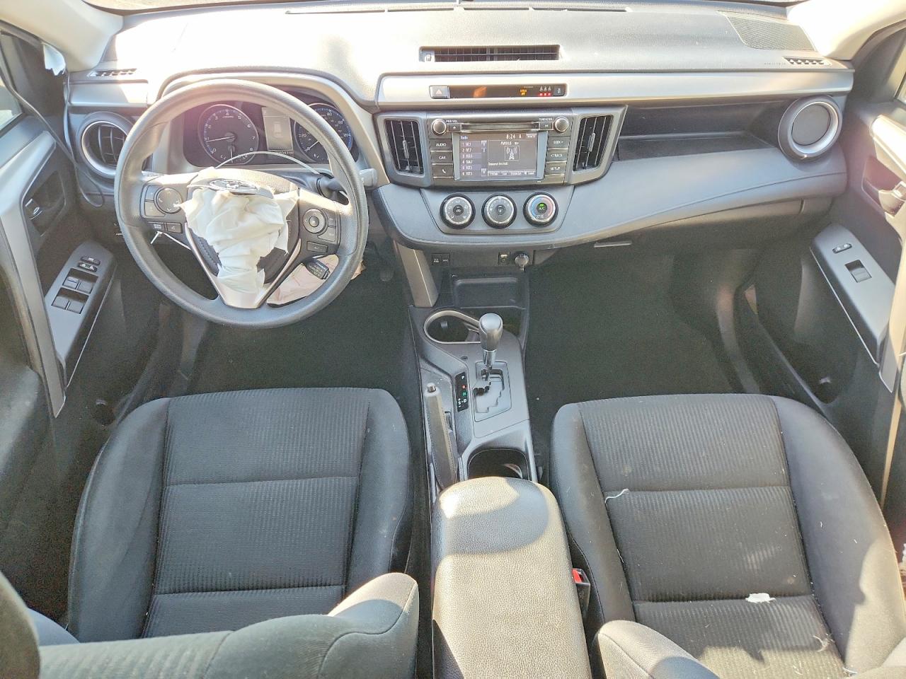 2017 TOYOTA RAV4 LE photo 22