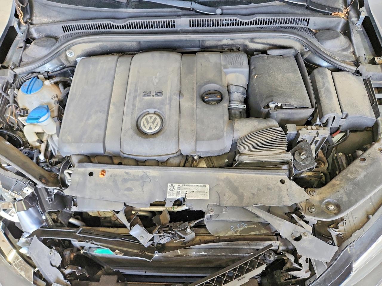 2011 VOLKSWAGEN JETTA SEL photo 11