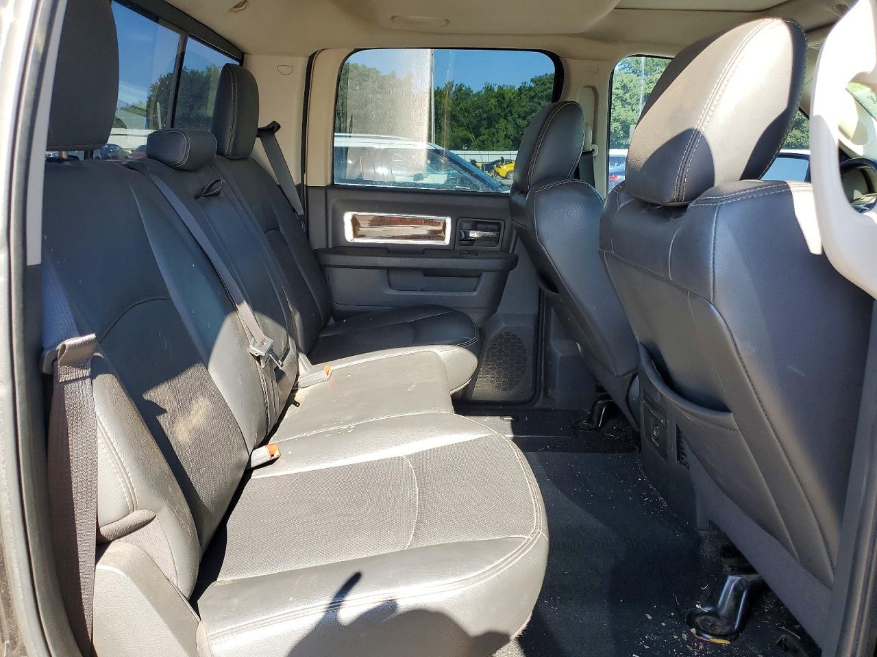 2011 DODGE RAM 1500 photo 28