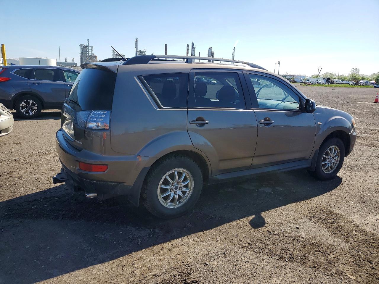 2013 MITSUBISHI OUTLANDER ES photo 3