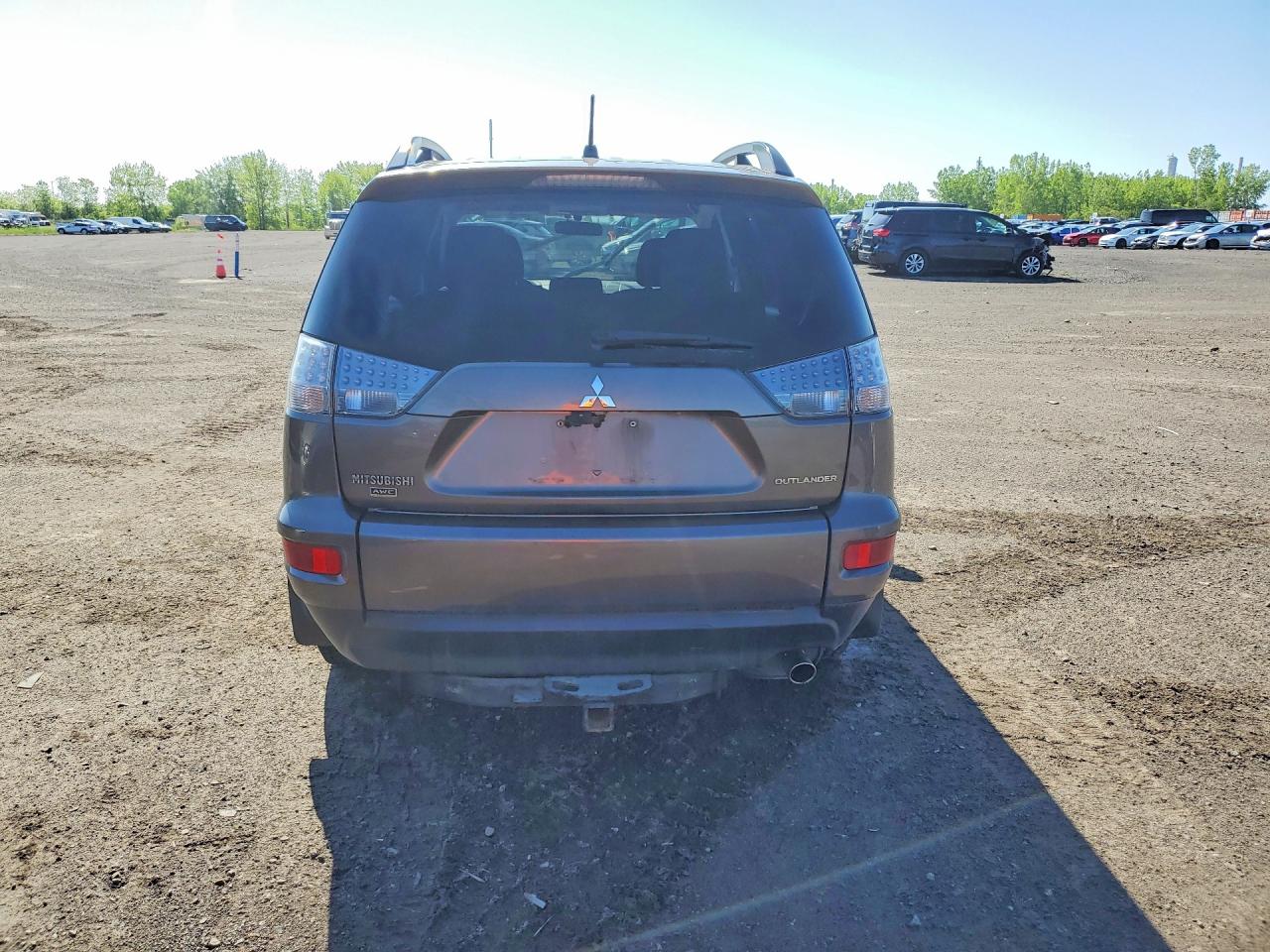 2013 MITSUBISHI OUTLANDER ES photo 6