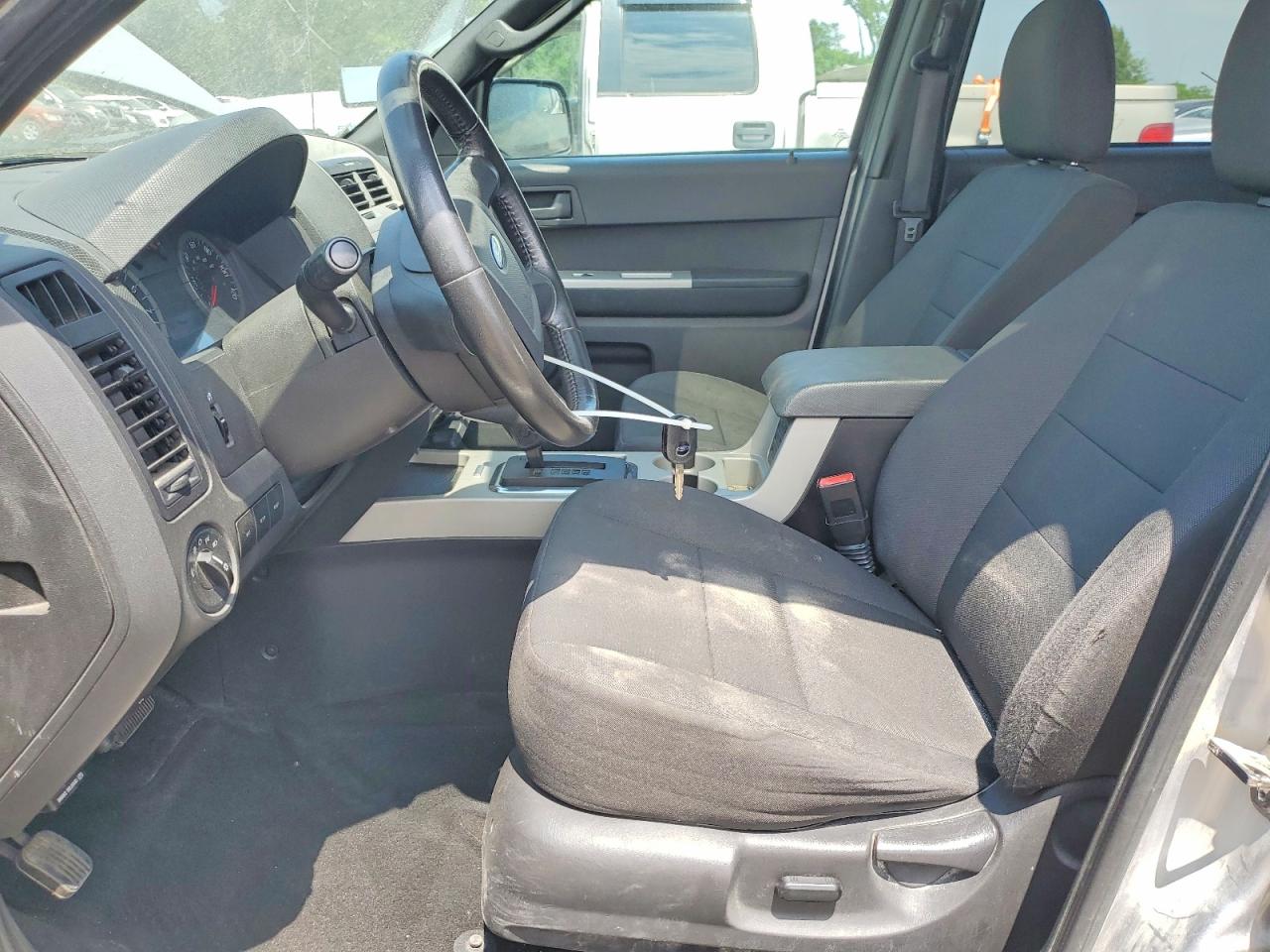 2012 FORD ESCAPE XLT photo 7