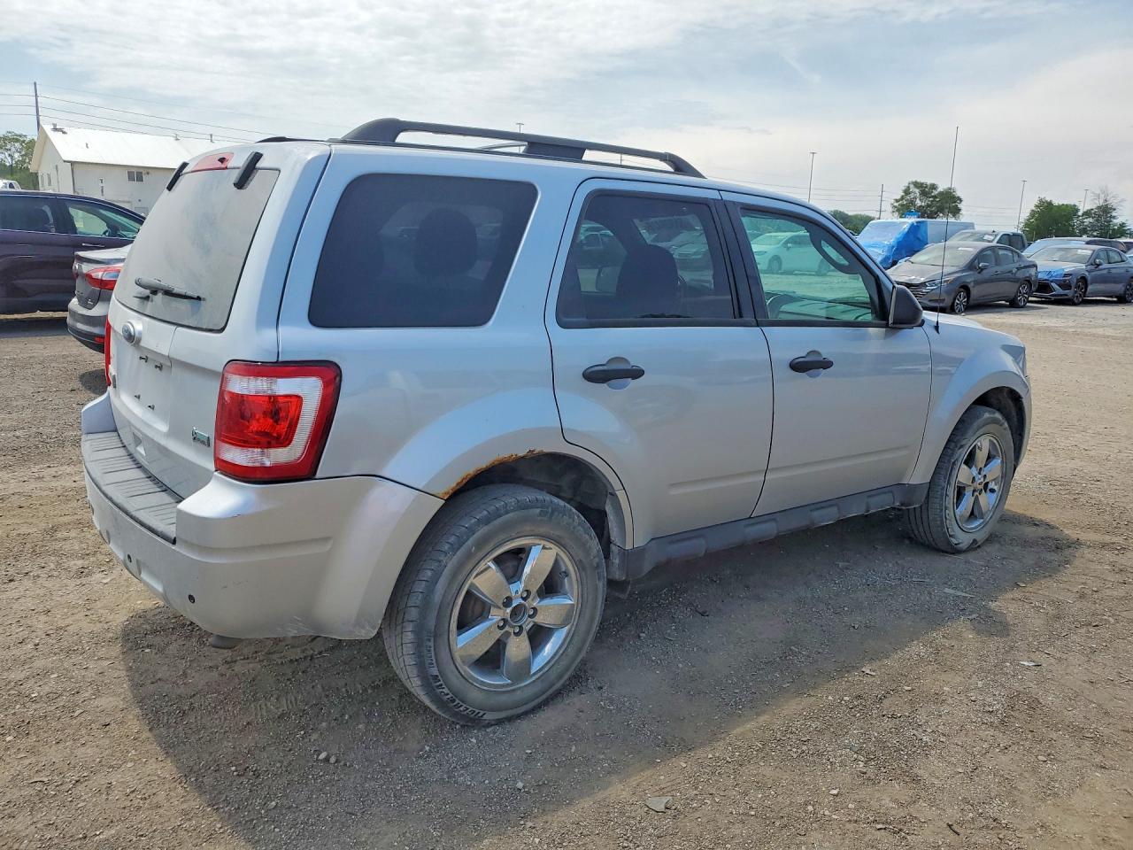 2012 FORD ESCAPE XLT photo 3