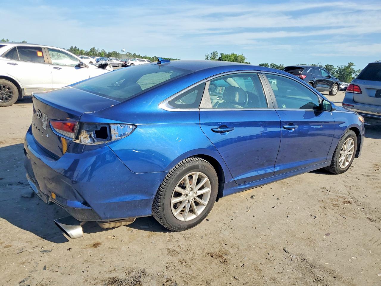 2018 HYUNDAI SONATA SE photo 5