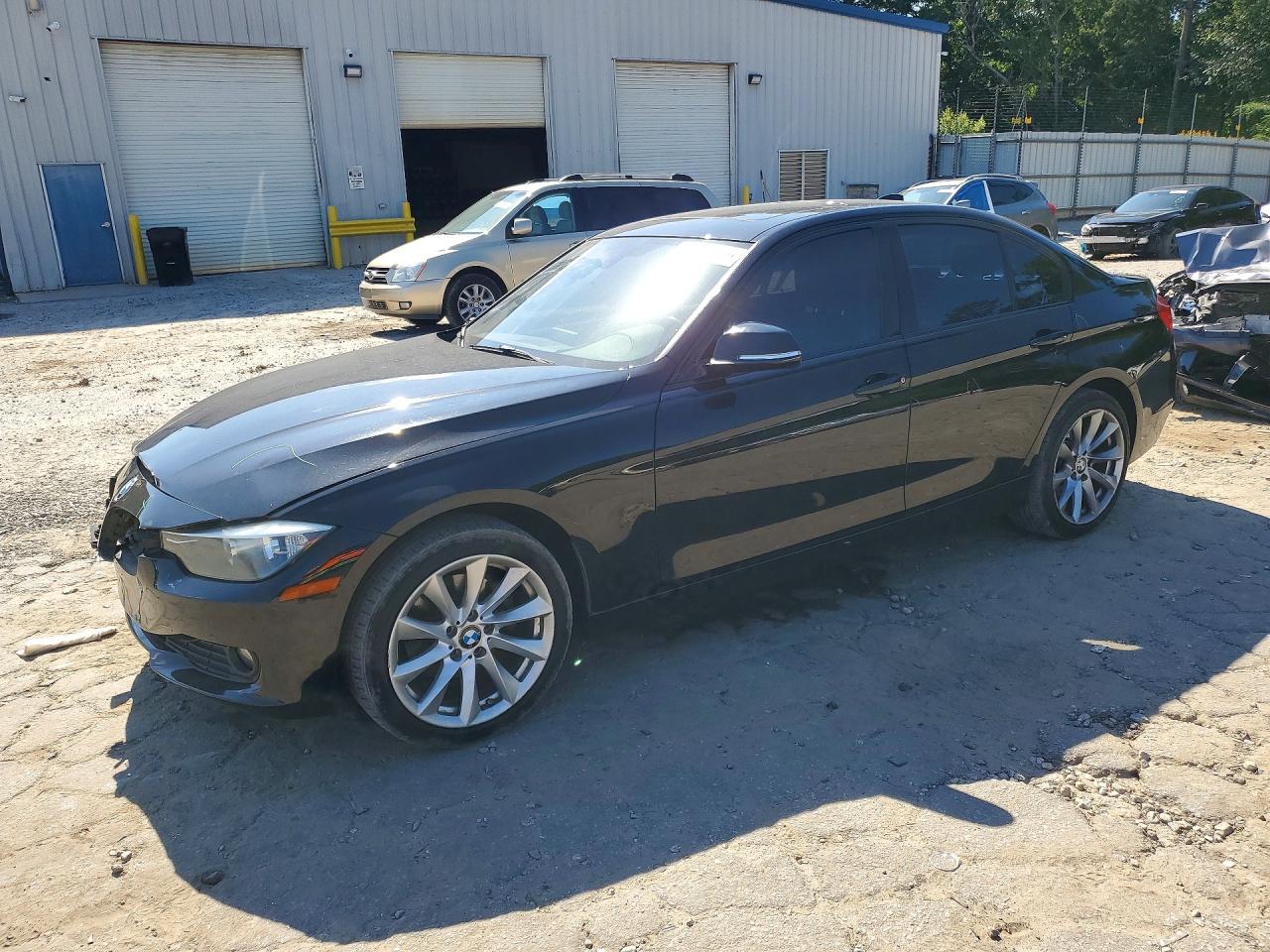 2015 BMW 320