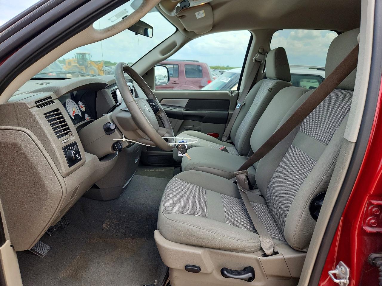 2007 DODGE RAM 1500 ST photo 13