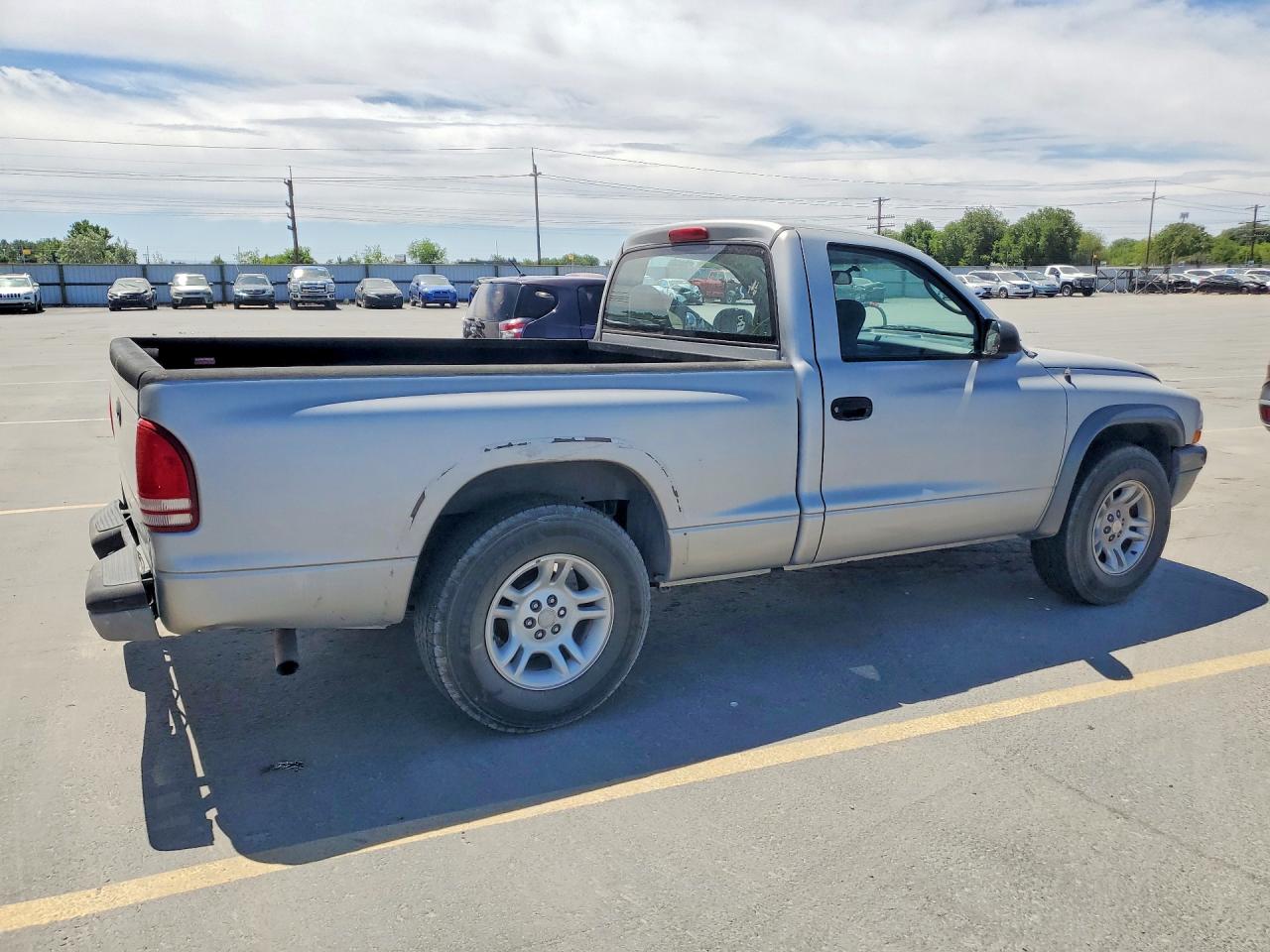 2002 DODGE DAKOTA BASE photo 3