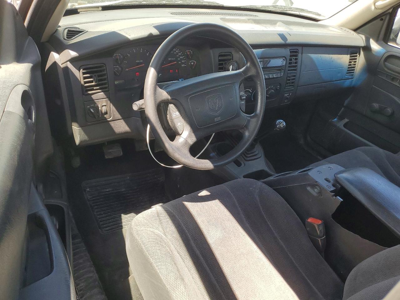 2002 DODGE DAKOTA BASE photo 8