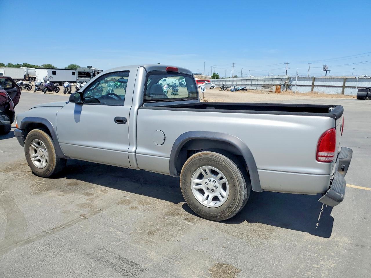 2002 DODGE DAKOTA BASE photo 2