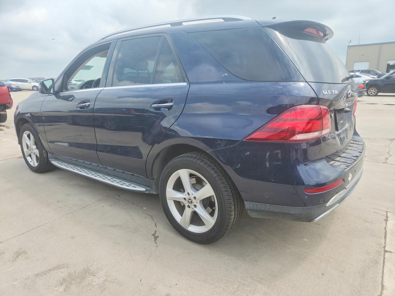 2017 MERCEDES-BENZ GLE 350 photo 2