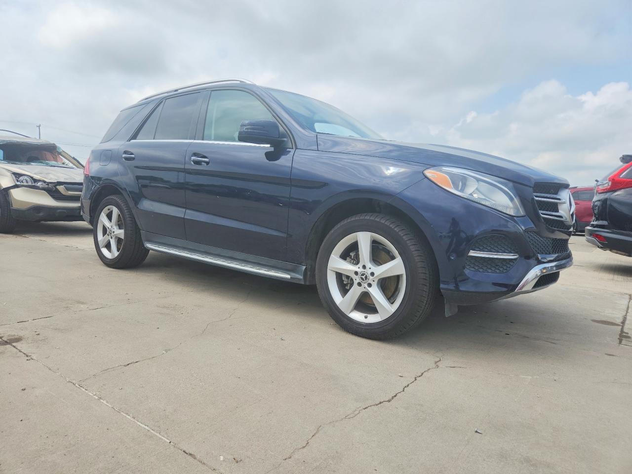 2017 MERCEDES-BENZ GLE 350 photo 4
