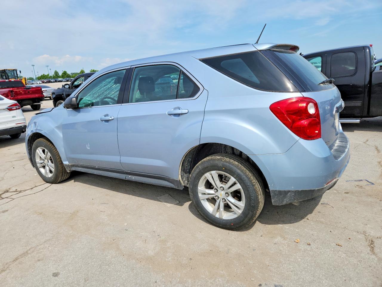 2014 CHEVROLET EQUINOX LS photo 4