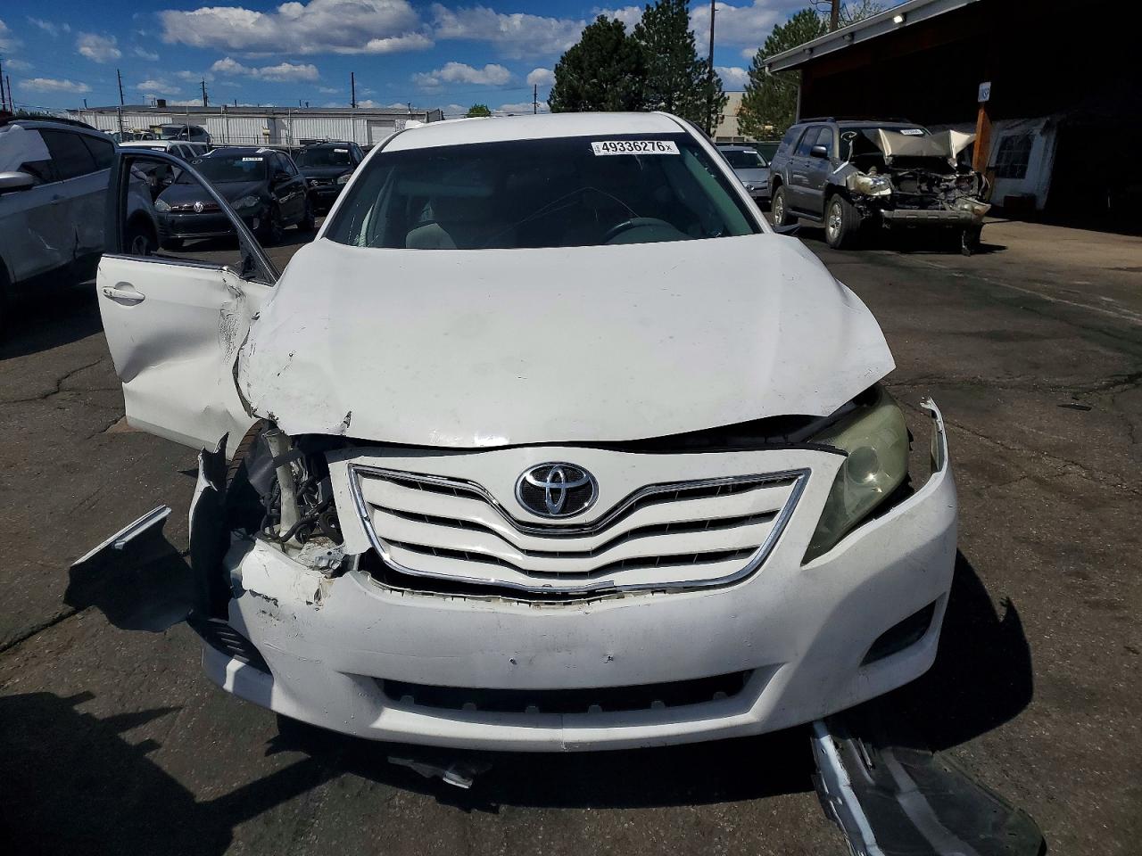 2011 TOYOTA CAMRY BASE photo 9
