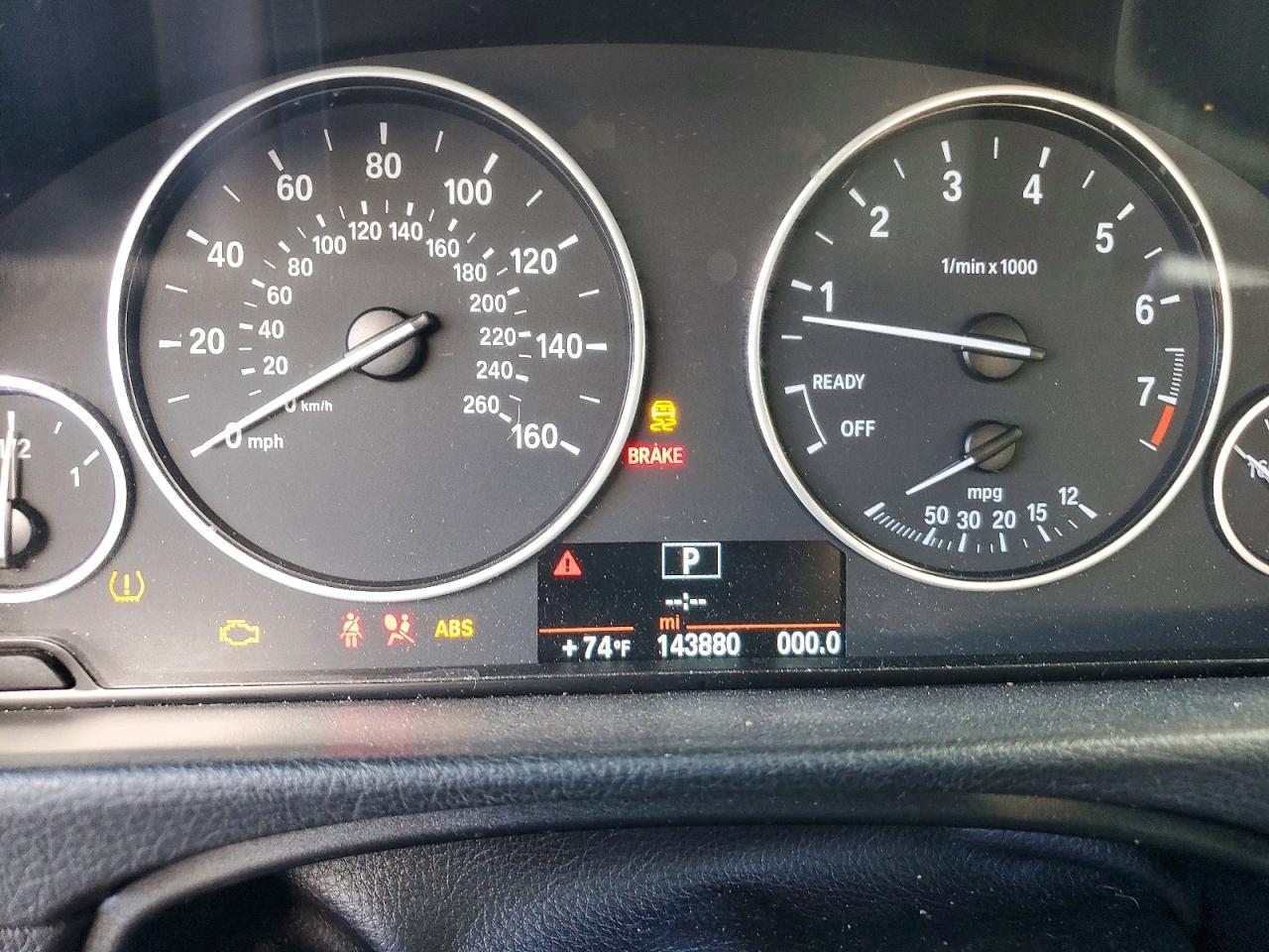 2014 BMW 320 I XDRIVE photo 25
