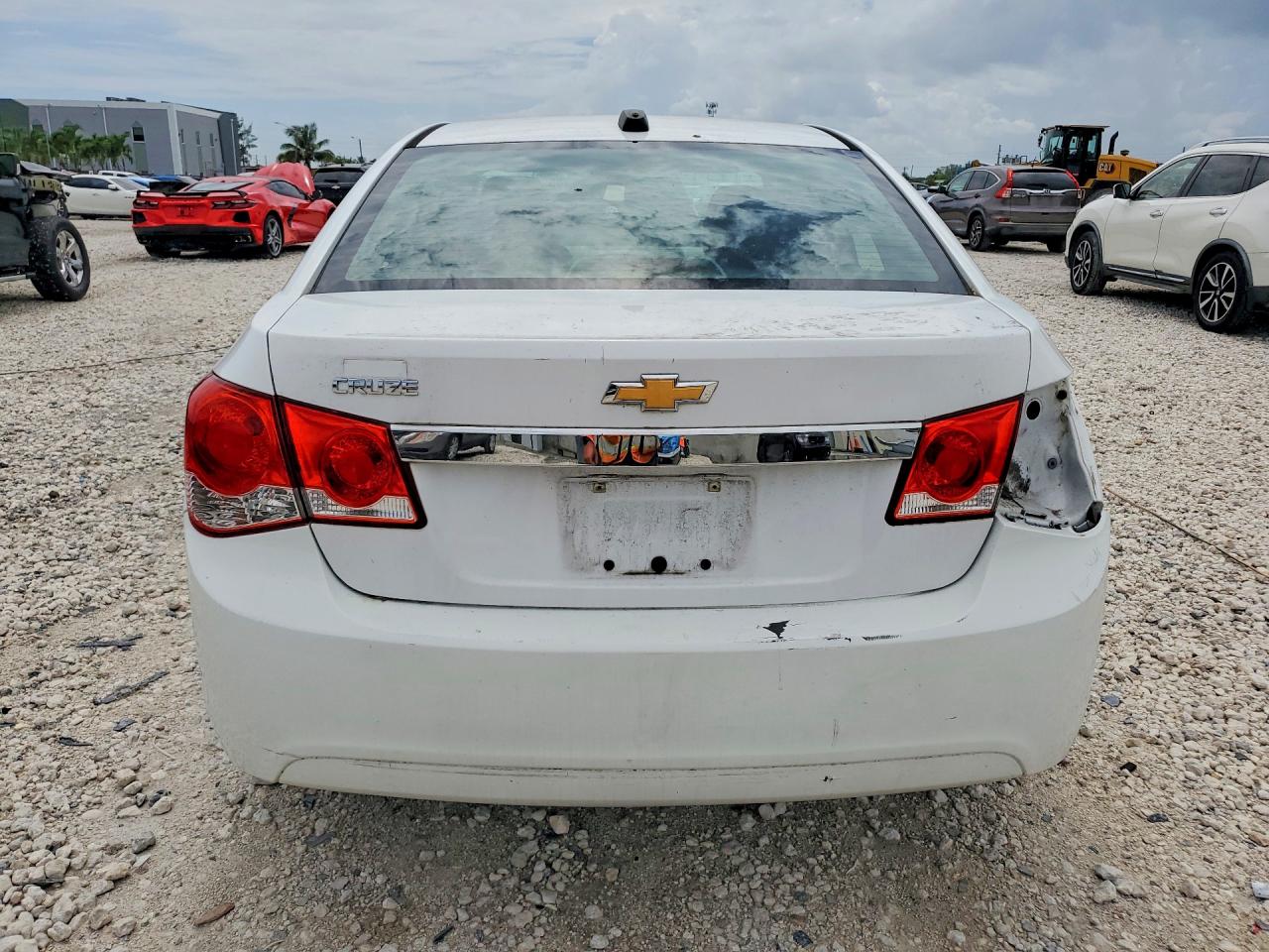 2015 CHEVROLET CRUZE LS photo 11