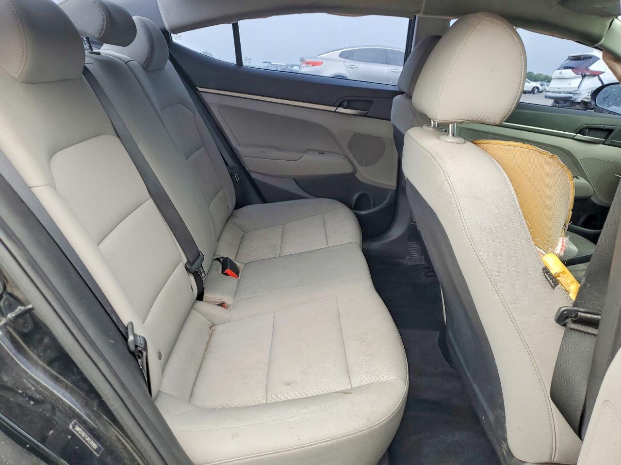 2018 HYUNDAI ELANTRA SE photo 28