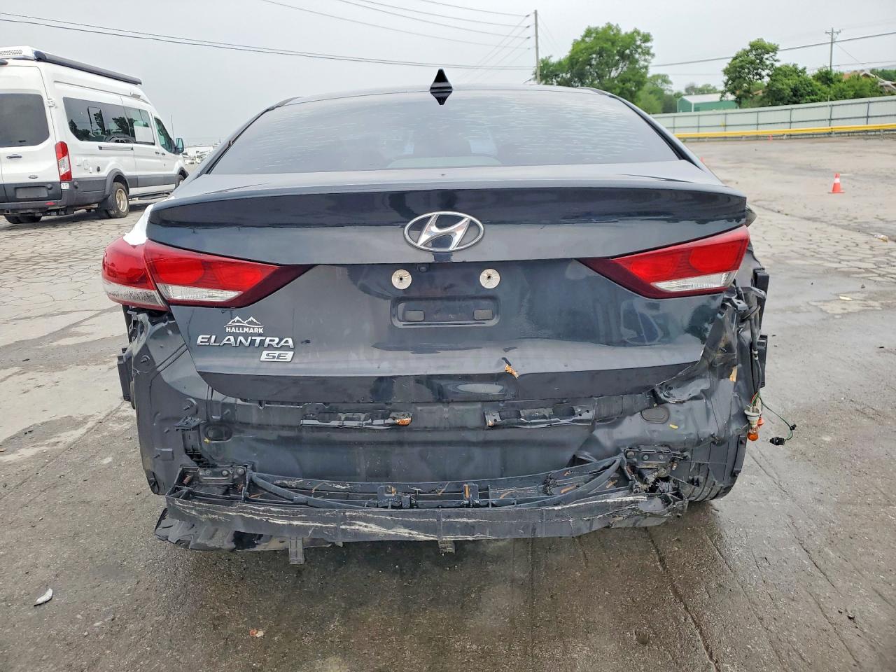 2018 HYUNDAI ELANTRA SE photo 16
