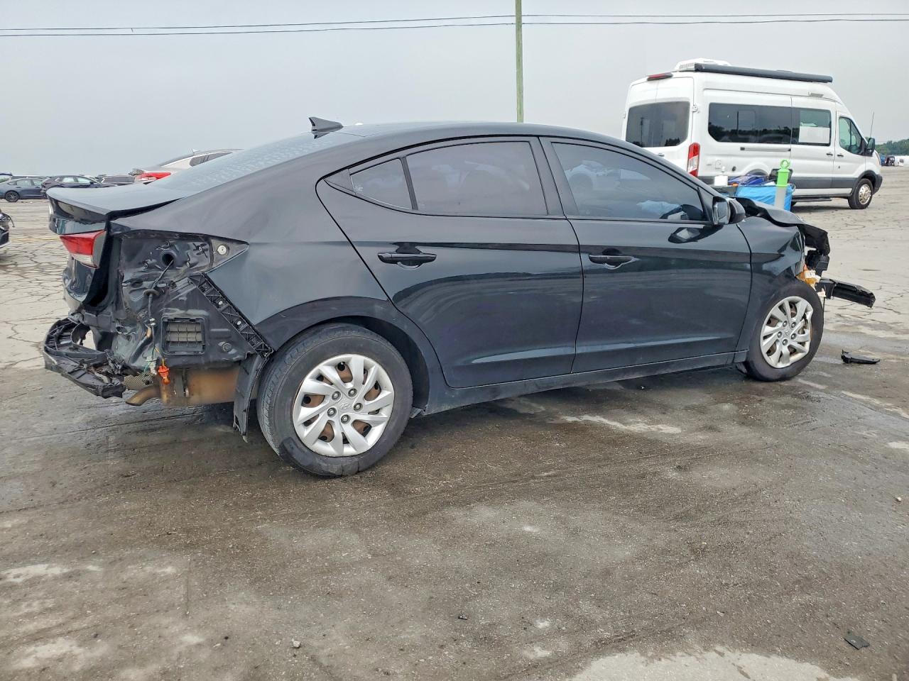 2018 HYUNDAI ELANTRA SE photo 7