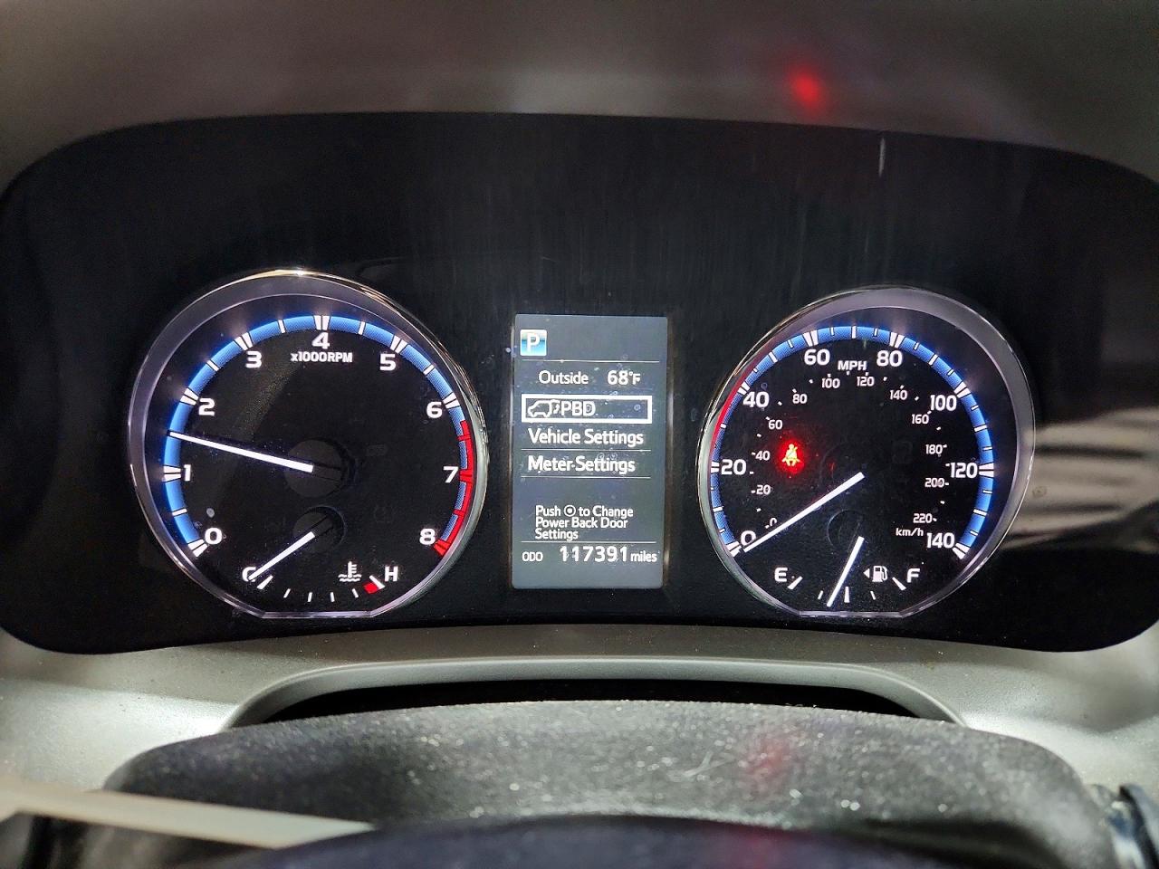 2016 TOYOTA RAV4 XLE photo 17