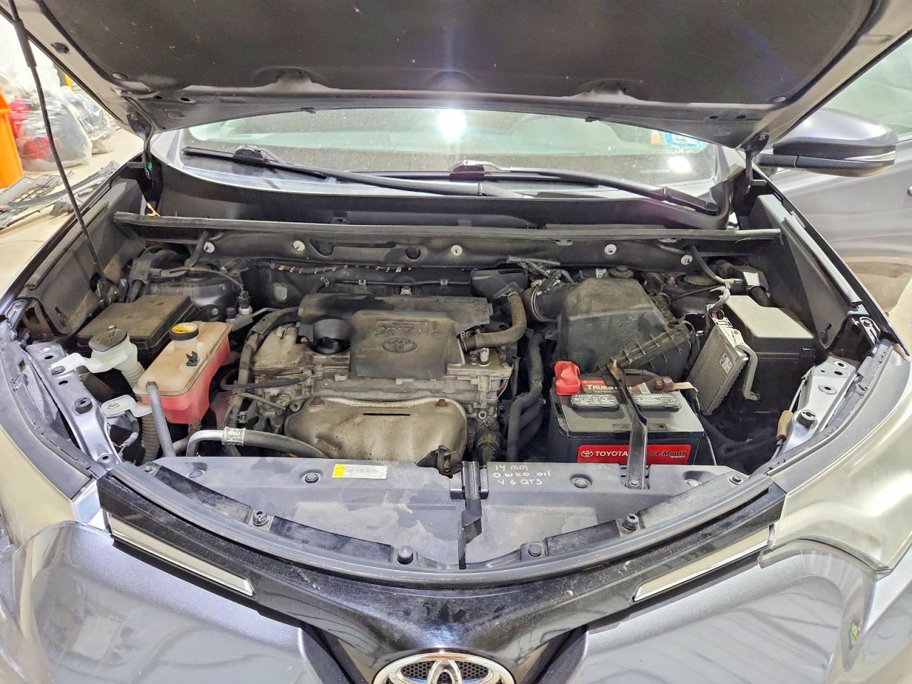 2016 TOYOTA RAV4 XLE photo 23