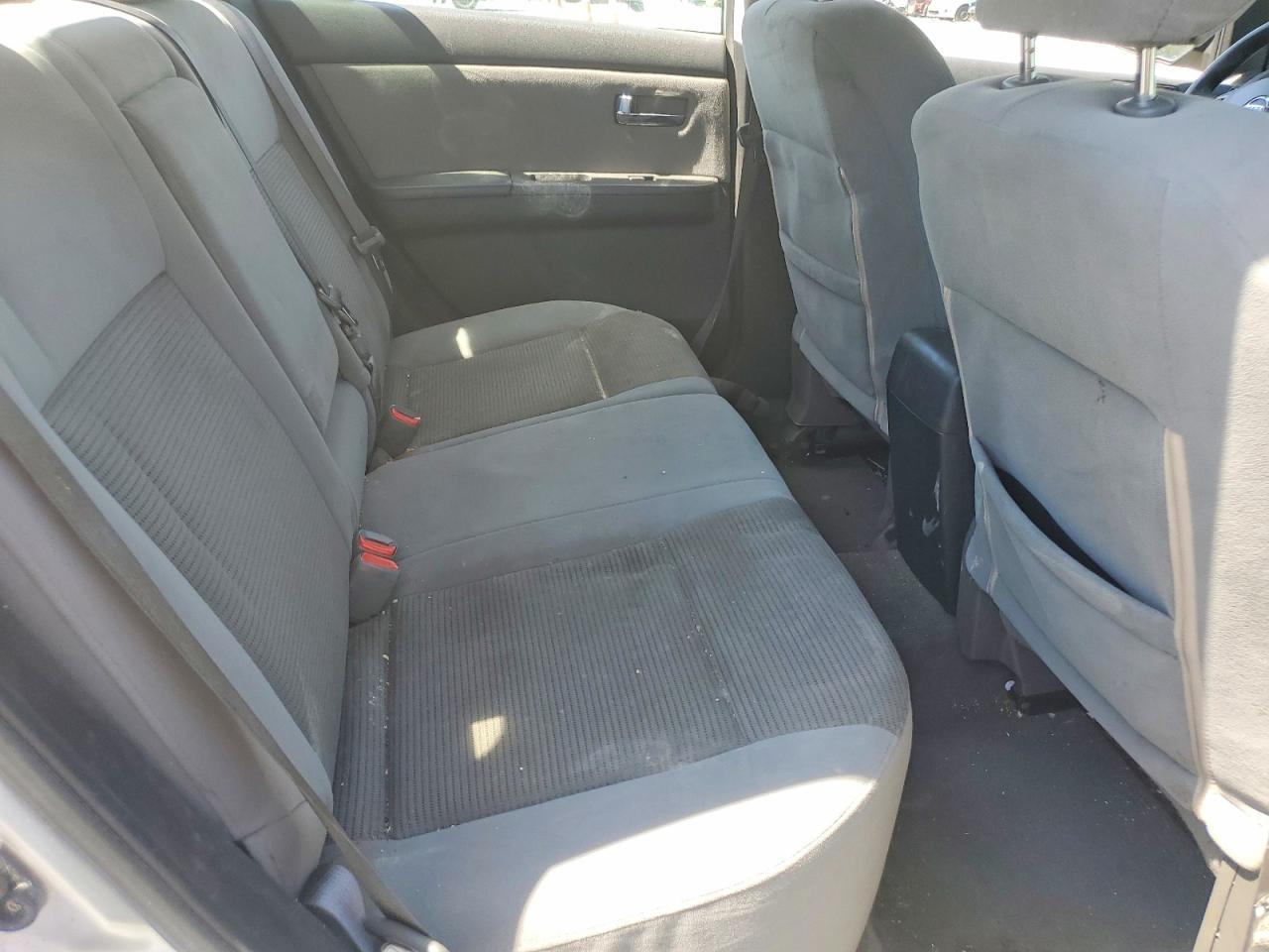 2010 NISSAN SENTRA 2.0 photo 28