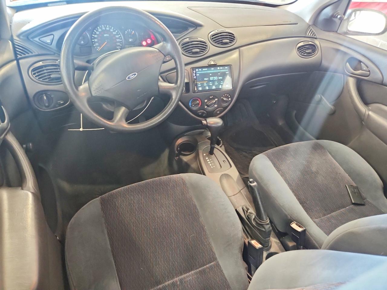 2000 FORD FOCUS LX photo 15