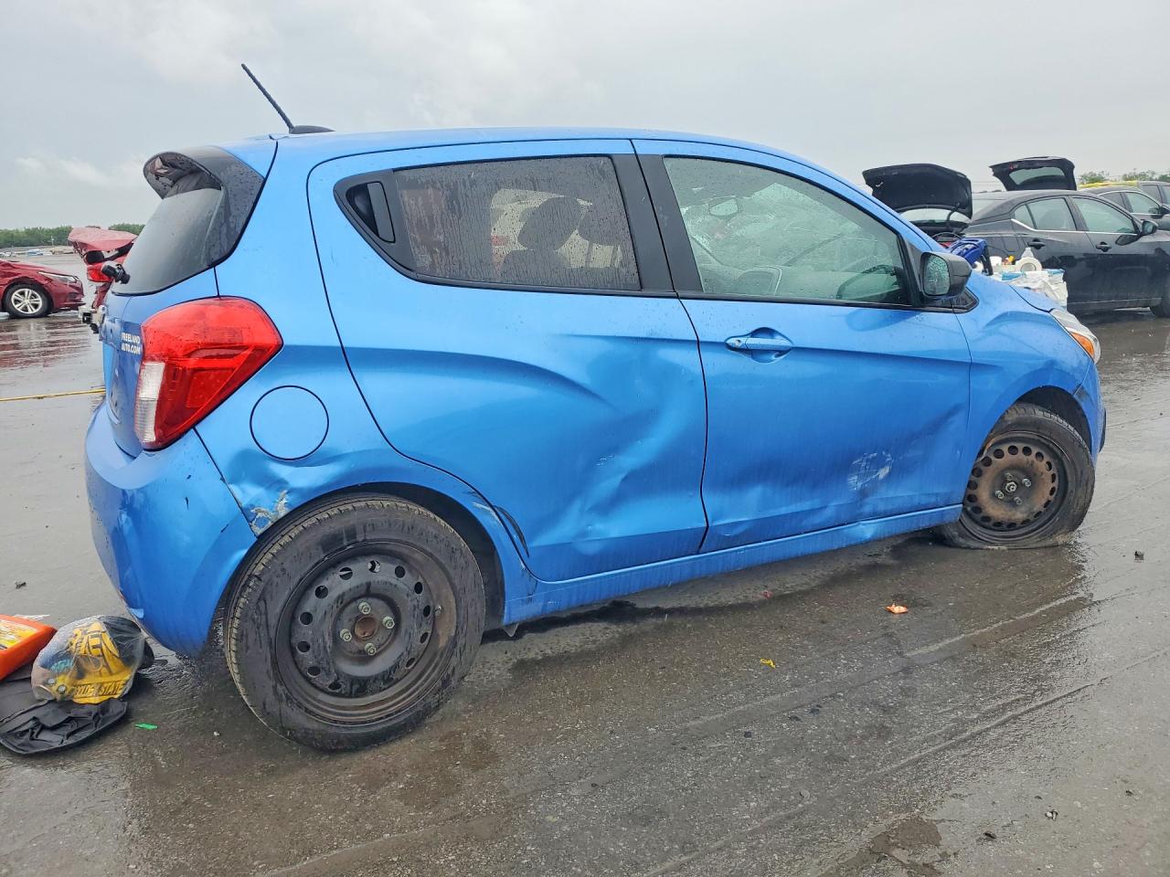 2017 CHEVROLET SPARK LS photo 3
